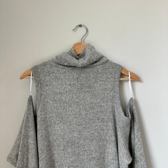 Allison Joy Shannon Cutout Cold Shoulder Cowl Neck Sweatshirt Heather Grey L NWT - Picture 9 of 10